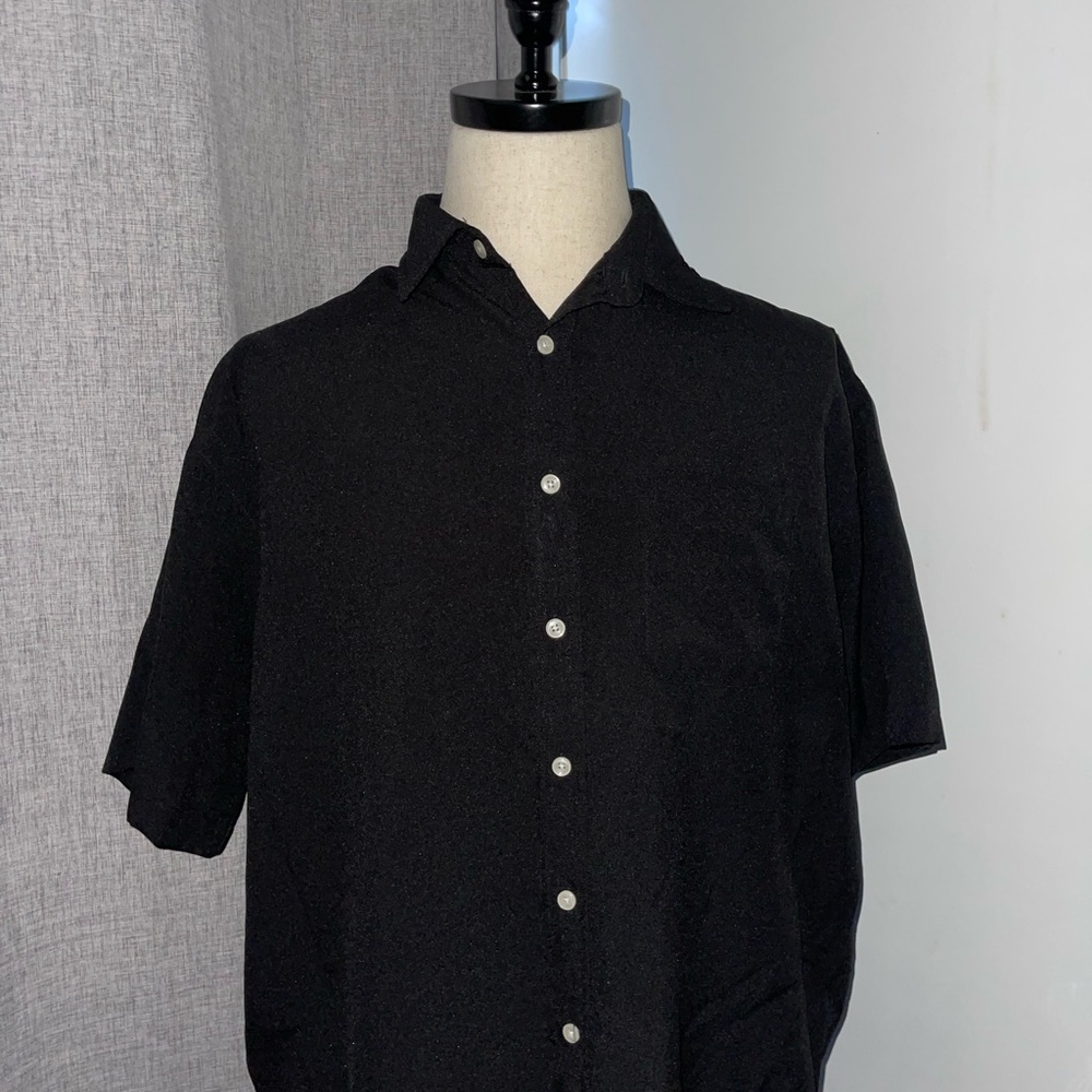 Elegant Black Men's Casual Shirt